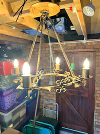 a light fixture in a garage
